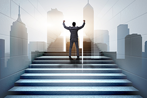 yl23411永利国际王震：“T”字型人才紧缺，人才布局要两条腿走路